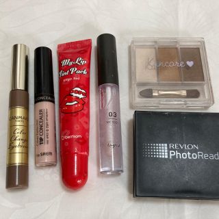 レブロン(REVLON)の化粧品　まとめ売り　セット　コスメまとめ売り(コフレ/メイクアップセット)