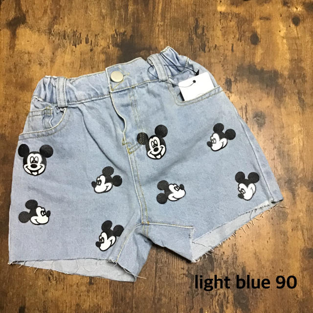 ZARA KIDS(ザラキッズ)の新品　デニムショートパンツ　デニム　パンツ　ミッキー　mickey 90 キッズ/ベビー/マタニティのキッズ服男の子用(90cm~)(パンツ/スパッツ)の商品写真