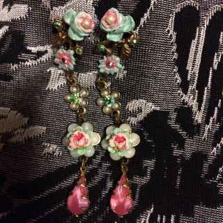 レネレイド(Les Nereides)の箱付Michal Negrin ミハエルネグリン ロングピアス(ピアス)