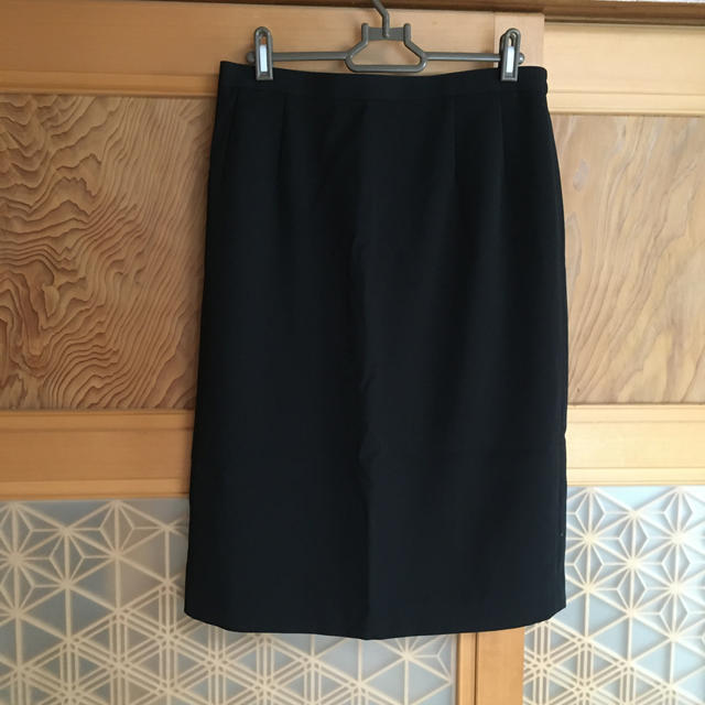黒のスカート レディースのスカート(ひざ丈スカート)の商品写真