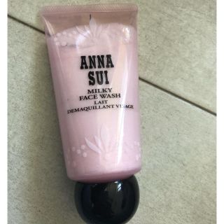 アナスイ(ANNA SUI)のアナスイ　ミルキー　フェイスウォッシュ　新品く(洗顔料)