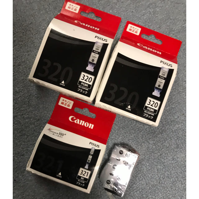 Canon(キヤノン)のCanon純正品インク　320PGBK（2個）321BK（2個） スマホ/家電/カメラのPC/タブレット(PC周辺機器)の商品写真