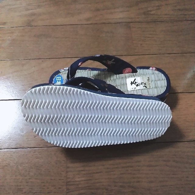 子供用　草履（18cm）日本製 キッズ/ベビー/マタニティのキッズ靴/シューズ(15cm~)(下駄/草履)の商品写真