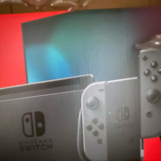 ニンテンドースイッチ(Nintendo Switch)の新品未開封 新モデル NINTENDO SWITCH ニンテンドースイッチ 本体(家庭用ゲーム機本体)