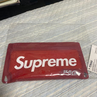 シュプリーム(Supreme)のSupreme SealLine Waterproof Case Red 未使用(その他)