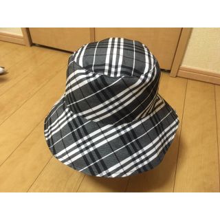 バーバリー(BURBERRY)のBURBERRY リバーシブル　ハット帽子(ハット)