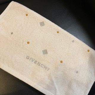 ジバンシィ(GIVENCHY)のGIVENCHYタオル(タオル/バス用品)