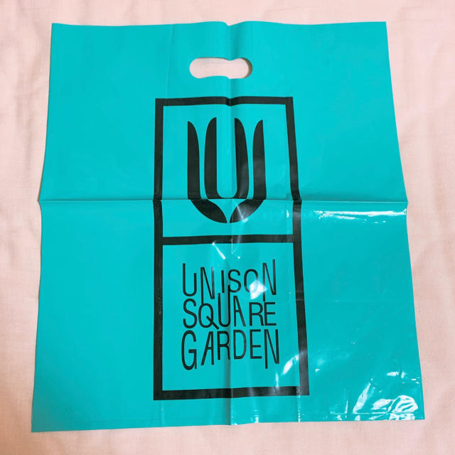 UNISON SQUARE GARDEN(ユニゾンスクエアガーデン)のUNISONSQUAREGARDEN ユニゾン 袋 ショップ袋 ビニール袋 エンタメ/ホビーのタレントグッズ(ミュージシャン)の商品写真