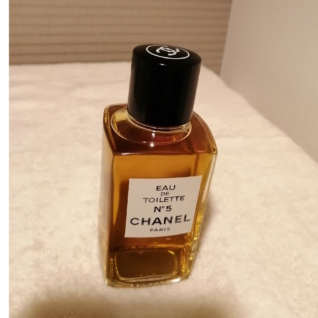 CHANEL(シャネル)のシャネル　香水　シャネル　N °5　シャネル　オードトワレ コスメ/美容の香水(香水(女性用))の商品写真