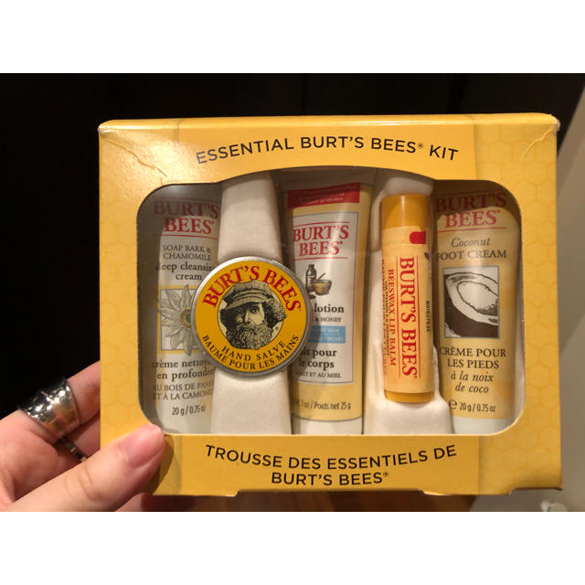 BURT'S BEES(バーツビーズ)のburt’s bees set 箱無し コスメ/美容のボディケア(その他)の商品写真