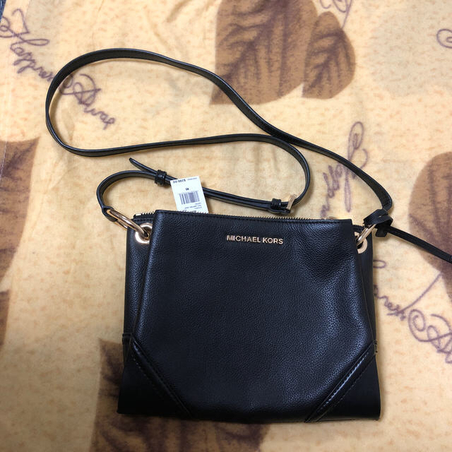 Michael Kors(マイケルコース)のMichael Kors NICOLE XBODY LEATHER レディースのバッグ(ボディバッグ/ウエストポーチ)の商品写真