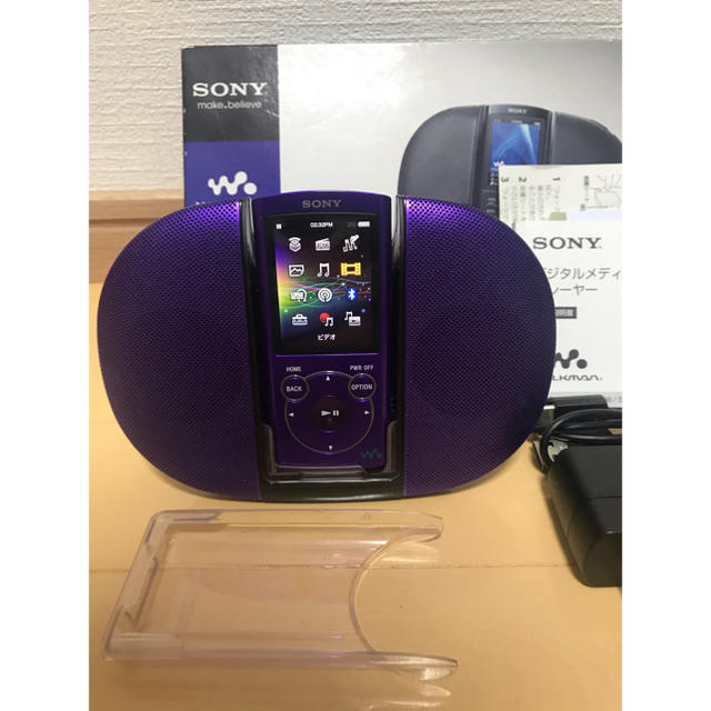 WALKMAN(ウォークマン)のSONY  WALKMAN nw-764K スピーカー付き バイオレット スマホ/家電/カメラのオーディオ機器(ポータブルプレーヤー)の商品写真