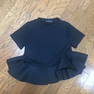 ザラ(ZARA)のバースデーバッシュ　ペプラムトップス　黒(Tシャツ(半袖/袖なし))