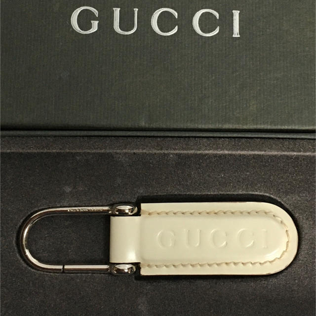 Gucci(グッチ)のGUCCI レザー　キーホルダー メンズのファッション小物(キーホルダー)の商品写真