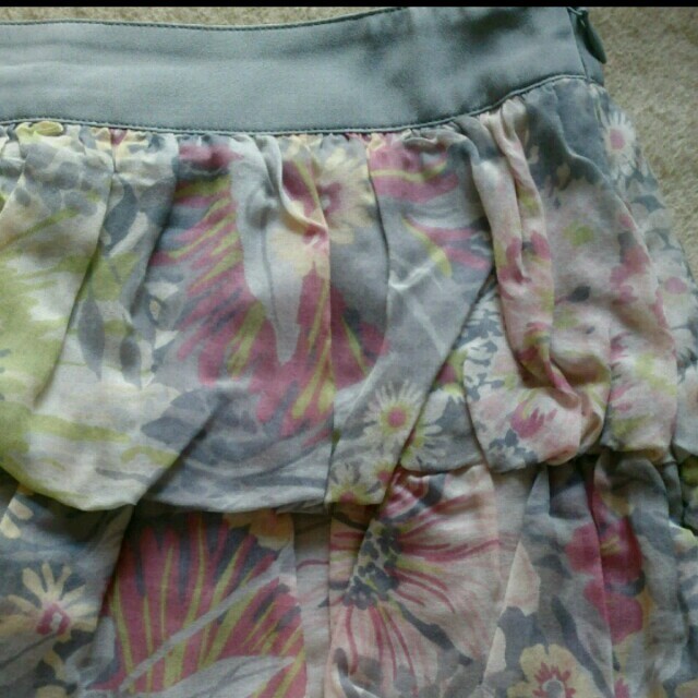JILLSTUART(ジルスチュアート)のジル 花柄スカート レディースのスカート(ミニスカート)の商品写真