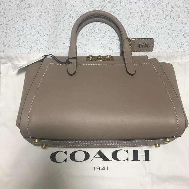 COACH(コーチ)の正規品　高級　新品　未使用　 コーチ　COACH  トループ　キャリーオール　 レディースのバッグ(ハンドバッグ)の商品写真