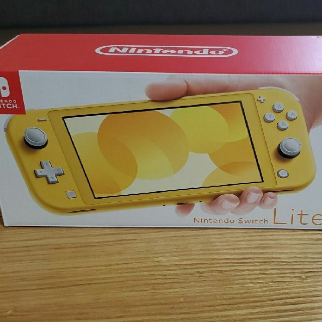 Switchライト　イエロー