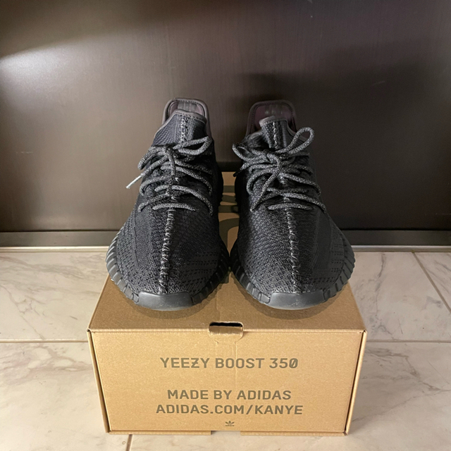 美　ADIDAS YEEZY BOOST 350 V2 BLACK