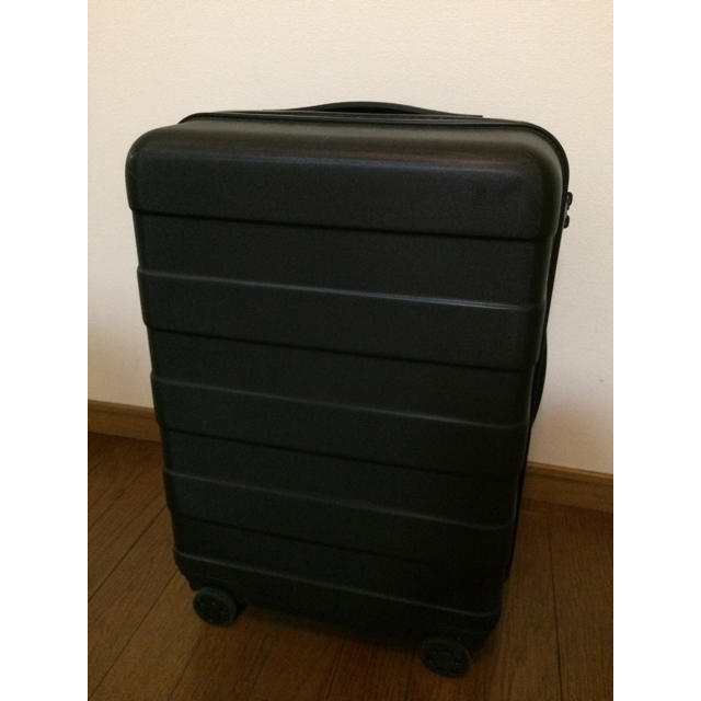 無印良品 ストッパー付きハードキャリー35L 黒