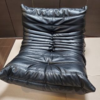 リーンロゼ(ligne roset)のリーンロゼ　TOGO シングルソファ　人工皮革(一人掛けソファ)