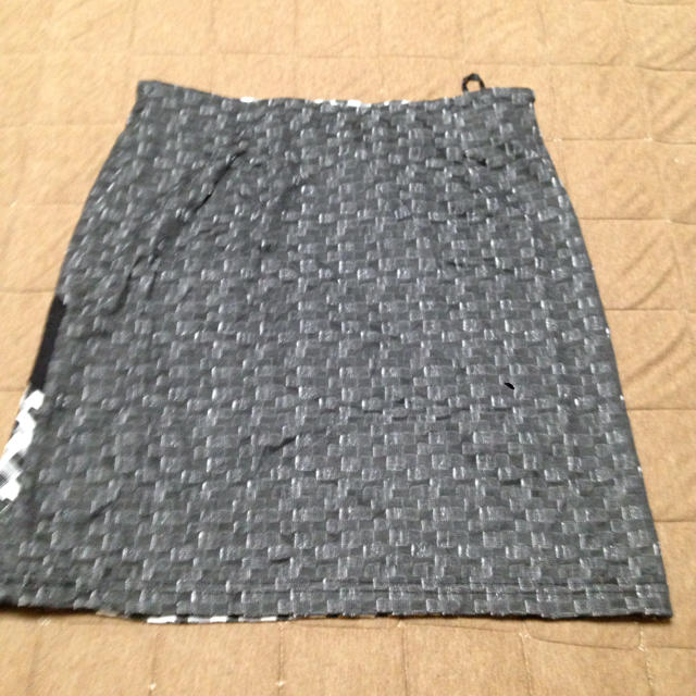 JEANASIS(ジーナシス)のjeanasis 柄タイトスカート レディースのスカート(ひざ丈スカート)の商品写真