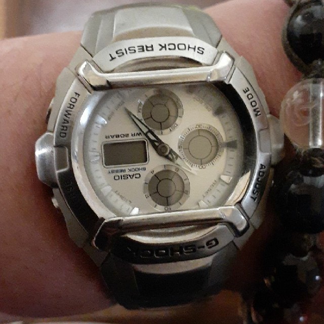G-SHOCK(ジーショック)のGショック（腕時計） メンズの時計(腕時計(デジタル))の商品写真
