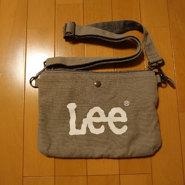 Lee(リー)のサコッシュ　Ｌｅｅ レディースのバッグ(ショルダーバッグ)の商品写真