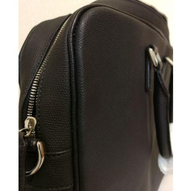 UNITED ARROWS(ユナイテッドアローズ)のUNITED ARROWS ビジネスバッグ ネイビー 革 メンズのバッグ(ビジネスバッグ)の商品写真
