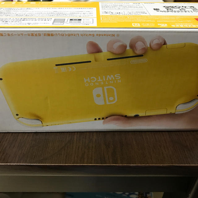 Nintendo Switch Lite イエロー