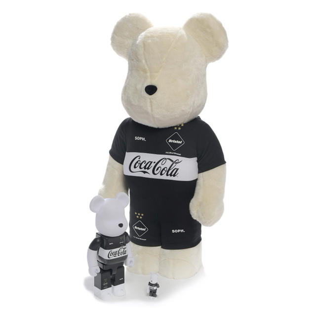 F.C.R.B.(エフシーアールビー)のふみまさ様専用 FCRB COCA-COLA BE@RBRICK 1000% エンタメ/ホビーのおもちゃ/ぬいぐるみ(キャラクターグッズ)の商品写真