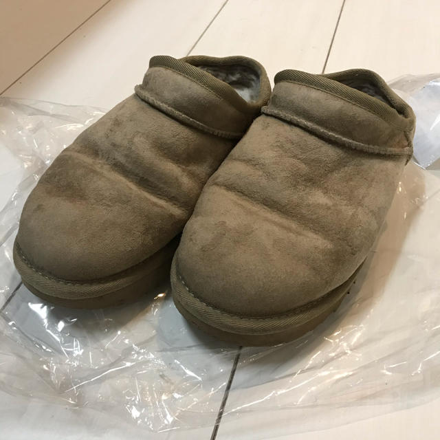 framework限定色＊ ベージュ ugg classic slipper - スリッポン/モカシン