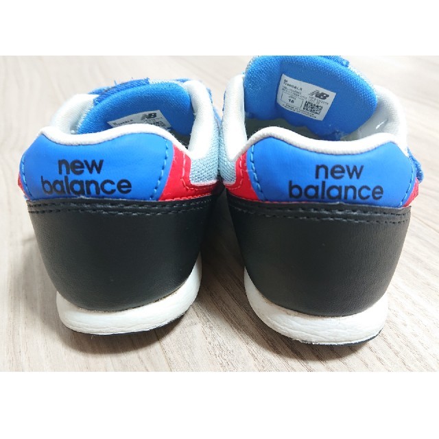 New Balance(ニューバランス)の【雪ん子様専用】  ニューバランス スニーカー 15センチ キッズ/ベビー/マタニティのキッズ靴/シューズ(15cm~)(スニーカー)の商品写真