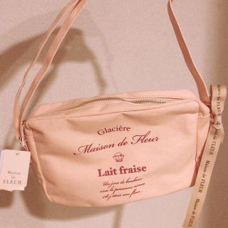 メゾンドフルール(Maison de FLEUR)のメゾンドフルール　ピンク　サコッシュ　ショルダー(ショルダーバッグ)