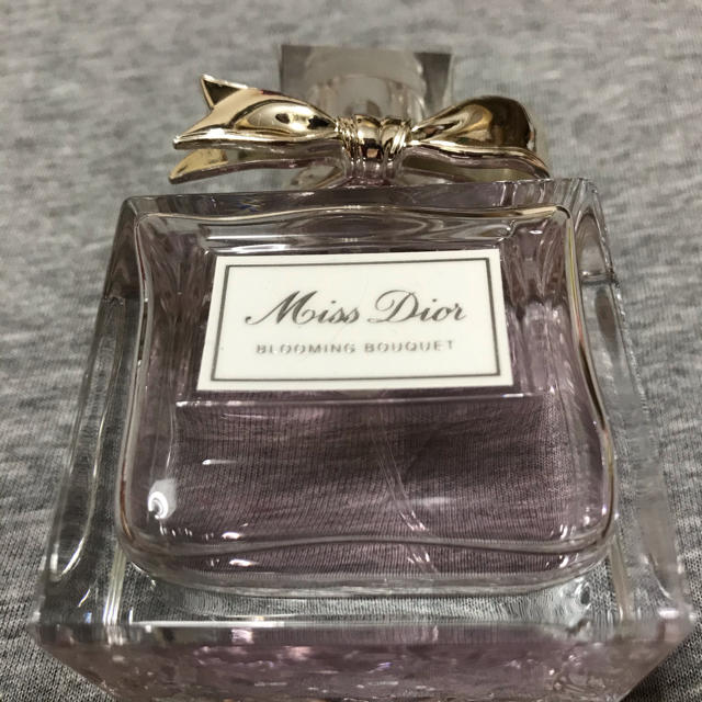 Christian Dior(クリスチャンディオール)のBLOOMING BOUQUET コスメ/美容の香水(香水(女性用))の商品写真