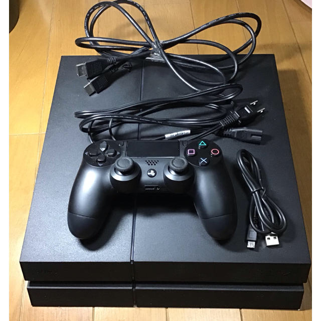 ps4  PS4   (本体  コントローラー  イヤフォン)