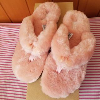 アグ(UGG)のUGG　ムートンサンダル　Fluff Flip Flop　ベビーピンク(サンダル)