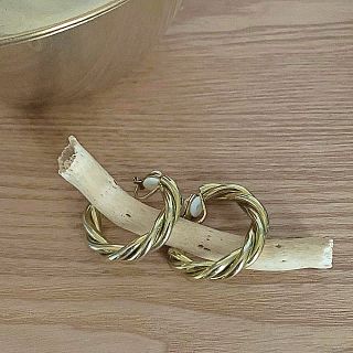 マウジー(moussy)のMOUSSY  TRIPLE HOOP イヤリング(イヤリング)