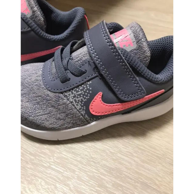 NIKE(ナイキ)のナイキ スニーカー 13.5 ファーストシューズ キッズ/ベビー/マタニティのベビー靴/シューズ(~14cm)(スニーカー)の商品写真