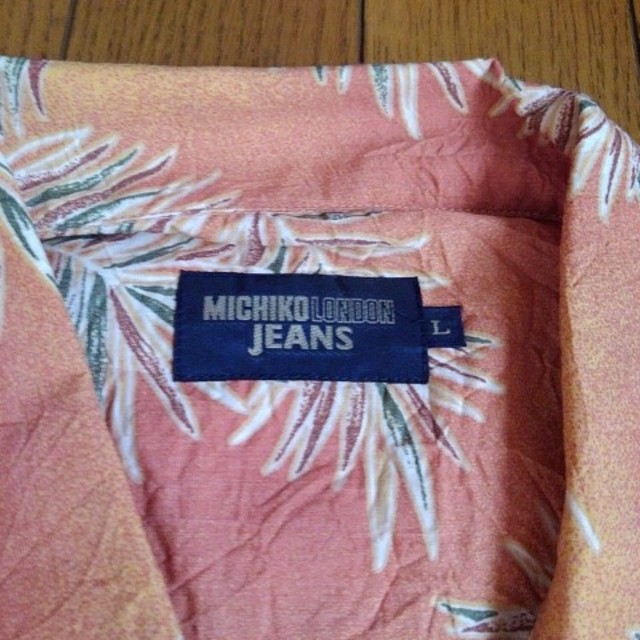 MICHIKO LONDON(ミチコロンドン)のMICHIKO LONDON　JEANS アロハシャツ メンズのトップス(Tシャツ/カットソー(半袖/袖なし))の商品写真