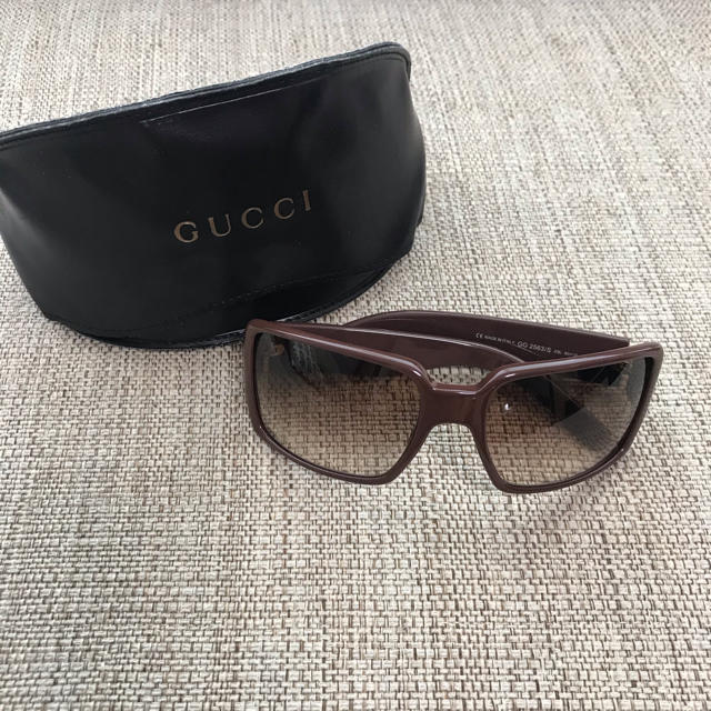 Gucci(グッチ)のGUCCI グッチサングラス レディースのファッション小物(サングラス/メガネ)の商品写真