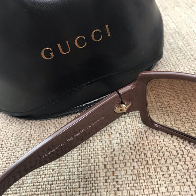 Gucci(グッチ)のGUCCI グッチサングラス レディースのファッション小物(サングラス/メガネ)の商品写真