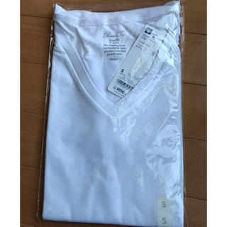 ジーユー(GU)のGU  WOMENスリムフィットVネックT （半袖）Sサイズ(Tシャツ(半袖/袖なし))