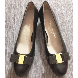 フェラガモ(Ferragamo)のフェラガモ　ヴァラ　パンプス(ハイヒール/パンプス)