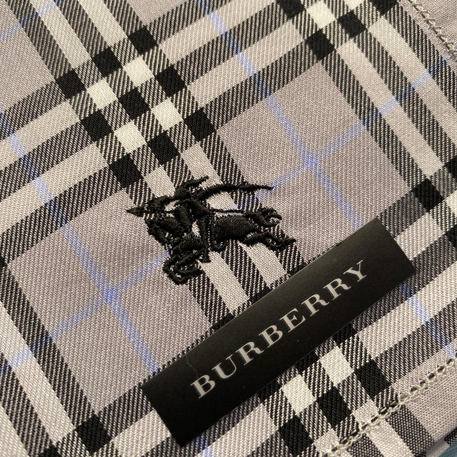 BURBERRY(バーバリー)のバーバリー　ハンカチ メンズのファッション小物(ハンカチ/ポケットチーフ)の商品写真