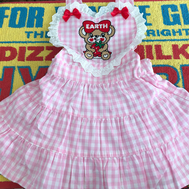 EARTHMAGIC(アースマジック)のギンガムワンピース キッズ/ベビー/マタニティのキッズ服女の子用(90cm~)(ワンピース)の商品写真