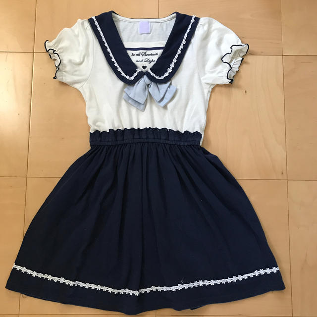 axes femme(アクシーズファム)のaxes fammeワンピース キッズ/ベビー/マタニティのキッズ服女の子用(90cm~)(ワンピース)の商品写真