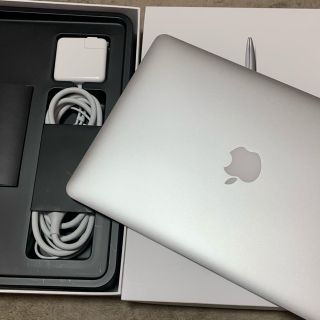 アップル(Apple)のMacBook Air 2017 (ノートPC)