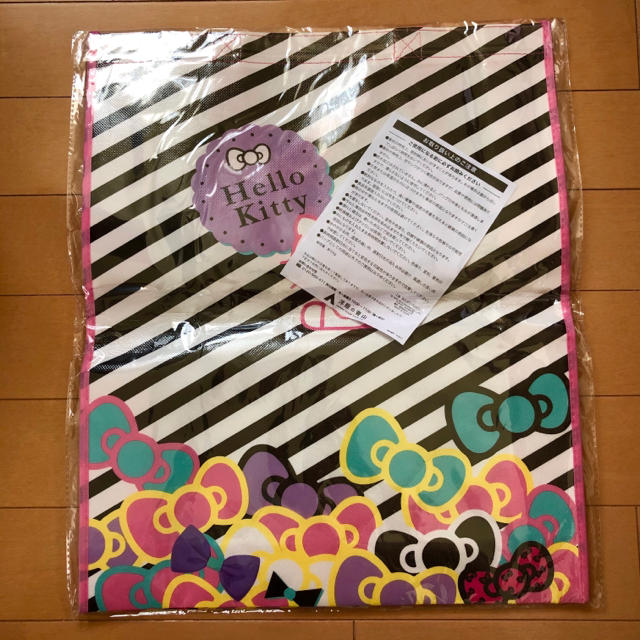 サンリオ(サンリオ)の【新品未使用】Hello Kitty  バッグ　エコバッグ レディースのバッグ(エコバッグ)の商品写真
