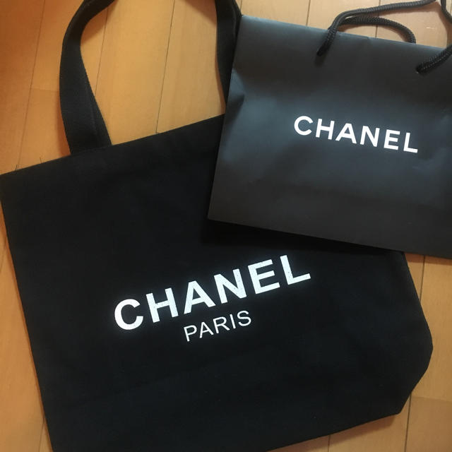 CHANEL - 正規シャネル♡ノベルティトートバッグ エコバッグの通販 by mom.｜シャネルならラクマ