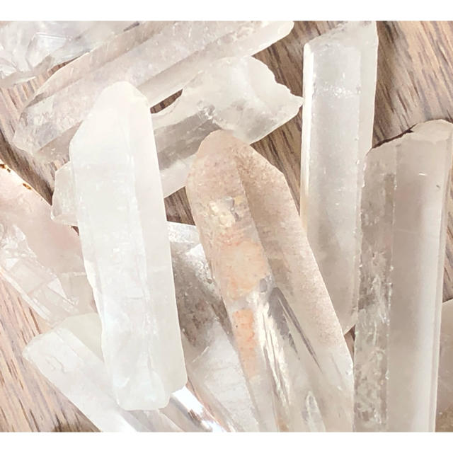 天然石　水晶ポイント　ミニサイズ インテリア/住まい/日用品のインテリア小物(置物)の商品写真